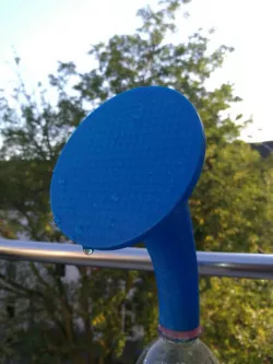 Screw on watering can (smaller holes)