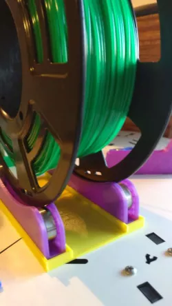 The Ultimate Ultimate Spool Holder Holder (TUUSHH)