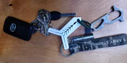 Arrow Keychain 