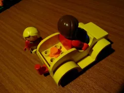 Duplo Universal Seat Adapter & Child Seat