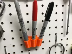 Sharpie holder for pegboard