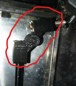 Trash can hinge