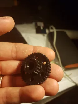 um 1 ot-27 (40/18 tooth)