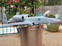 A-10 Warthog 1/16th Scale Snap Together Model