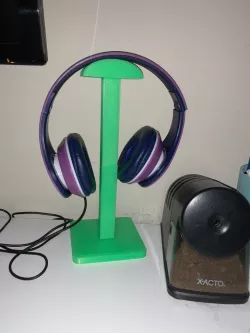 Basic Headphone Stand for Smaller Printbeds