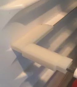 Bracket for 4mm Fridge Glass Corner