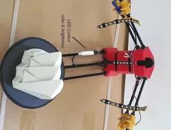 Curved illuminator for Ciclop 3D Scanner
