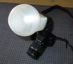 Light diffuser for photographic flash