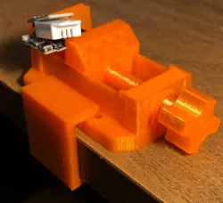 Mini vice desk clamp