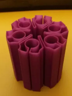 Revolver vase test