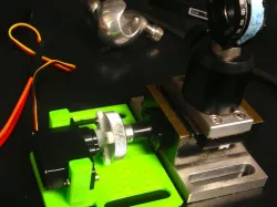 Customizable Optics Table Servo Mount