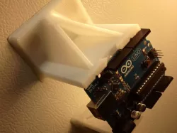Magnetic PCB Holder - Embedded Magnets