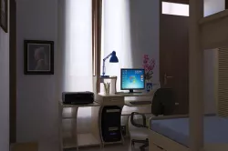 Simple Wooden Furnitures for Small Room