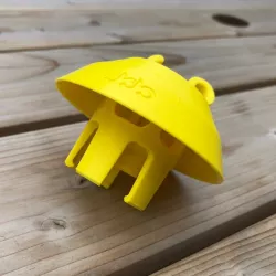 Bottle top wasp trap