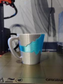 Broken cup