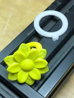 FLOWER RING 