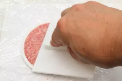 Frozen Hamburger Patty Maker