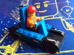 Hot Wheels Gopro car Lego seat 