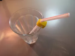 Customizable Straw Holder