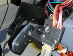Ender 3 Z-axis Camera Mount for Logitech C270 (20mm Longer with cable management clips - REMIX)