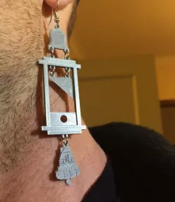 Behead The King! Earrings / Pendant
