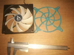 Lüfter Gitter  / Fan grill 120 mm