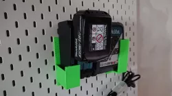 Makita DC18RC - Ikea Skadis Holder