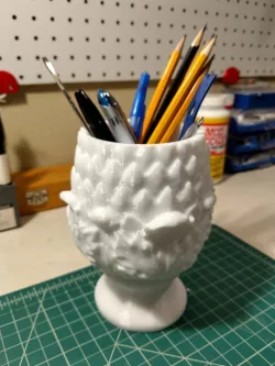 Pinecone Pen Holder