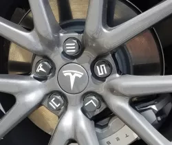 Tesla lug nut cap for aero wheels