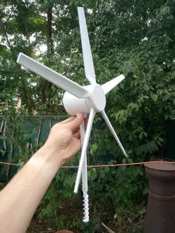 Wind Turbine / Water Pump