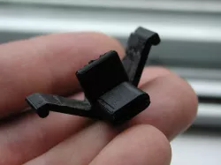 Window Screen Clip