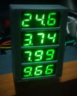 4 Slot micro LCD voltmeter