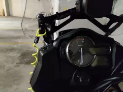 Lock reminder cable hook V-strom 1000 
