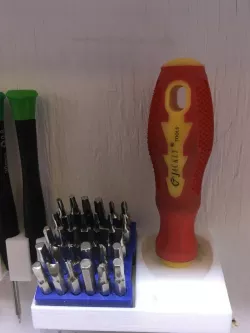 Multibit screwdriver wall mount