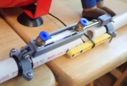 Pneumatic Cylinder Joint Bracket for Animatronics with PVC 