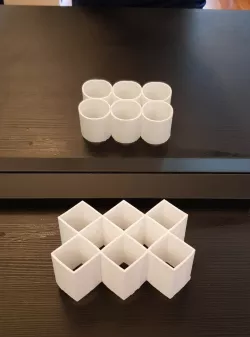 Ambiguous cylinders, squares or circles?