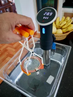 Can lifter Sous-Vide