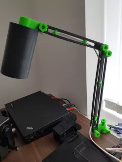 Modular articulating desk lamp