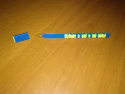 Triangular pen