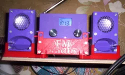 Box FM-Radio and 2 speakers and dok-station