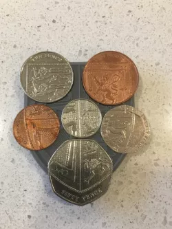Coin display holder - UK Royal Shield of Arms