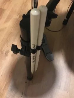Drumsticks holder for Roland V-Drums
