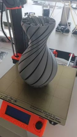 Spiral vase