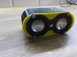 Bluetooth speaker 6W with charging module.