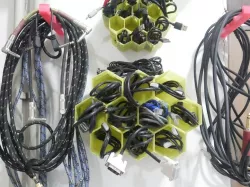 Honeycomb Cable Organizer (HDMI, DP, DVI)