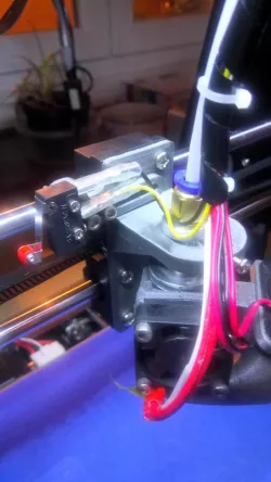 Tiny X-Axis Carriage with linear ball bearing blocks and E3DV6 // Adjustable EndStop (Prusa)