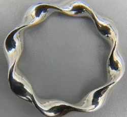 Twisted Knot Ring