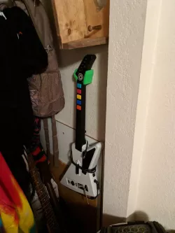 xplorer guitar hero wall mount