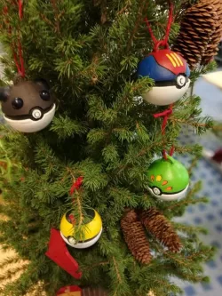 pokeball ornament gen 2