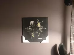 Vinyl wall mount